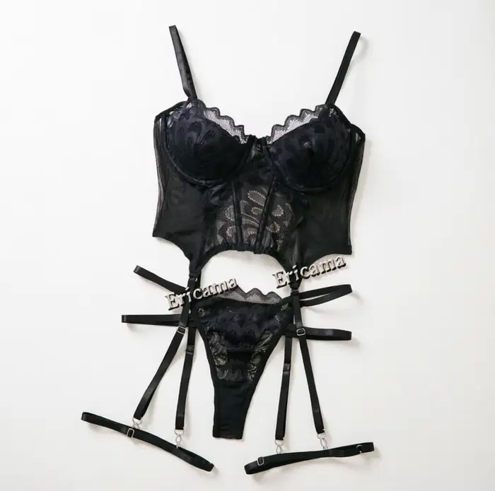 Čipka spodná bielizeň set 7.0 s ozdobným lukom, dutá podprsenka s popruhmi, tangá, podväzkový pás, sexy spodná bielizeň pre ženy