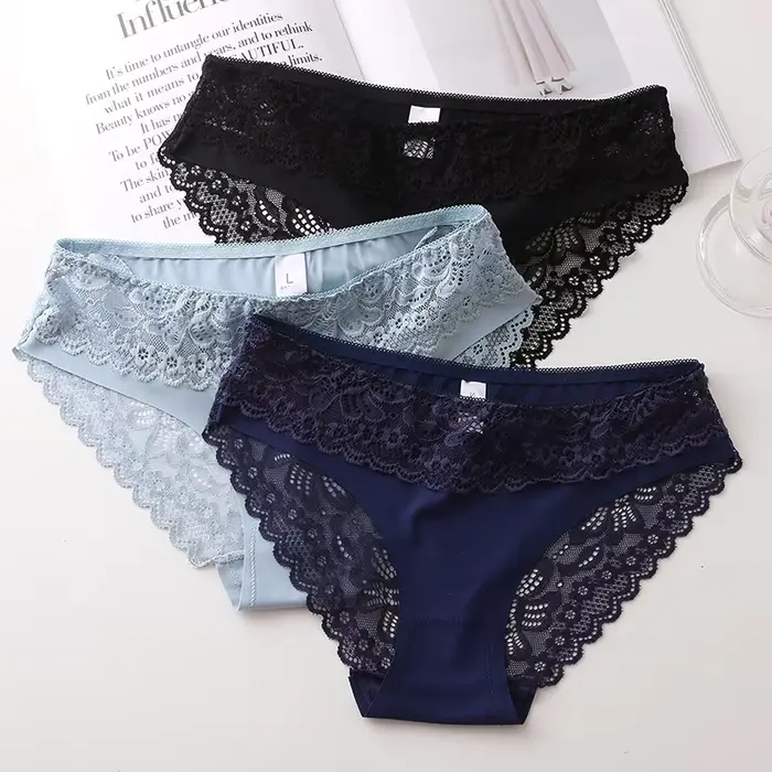 Dámske nohavičky zo spandex polyesteru s pevnou čipkou elegantné spodné prádlo pre všetky príležitosti