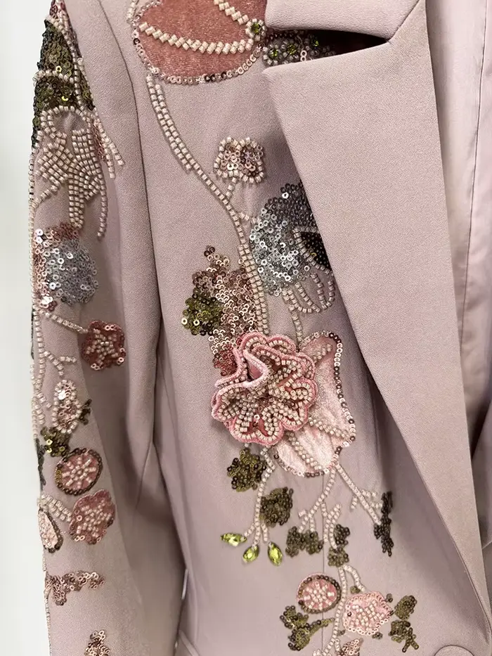 O'ZACKET večerná sada s perlami a kvetinovými motívmi pre ženy, high-end, elegantné a sofistikované, ideálne pre oficiálne večery