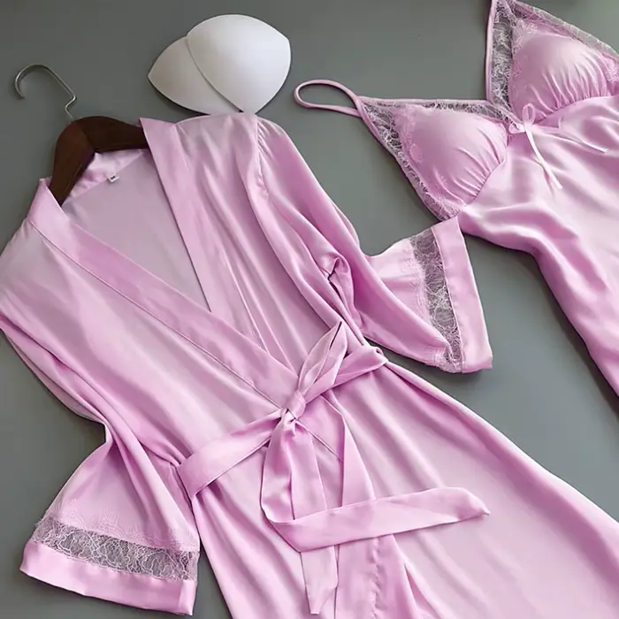 Pyjama en satin de soie pour femmes ensemble de robes élégant et sexy vêtements de nuit pour occasions spéciales nuit de noces soirée lingerie Saint Valentin