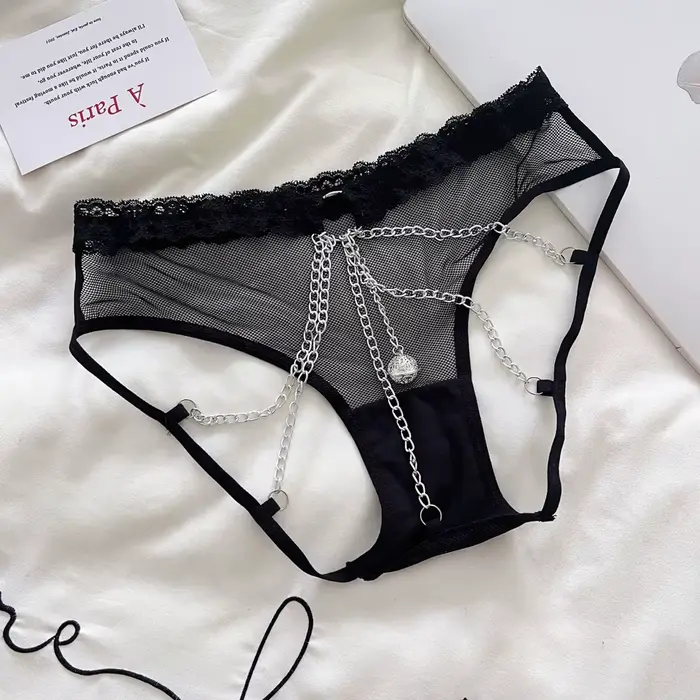 Femmes culottes taille basse sous-vêtements chaîne en métal string filles slips maille évider string