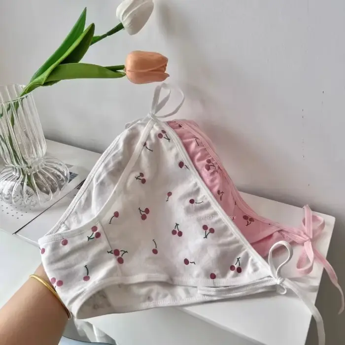 Culottes en coton à motif cerise Lolita pour femmes, sexy, blanches et roses, avec lacets, sous-vêtements doux à taille basse, slips et strings.