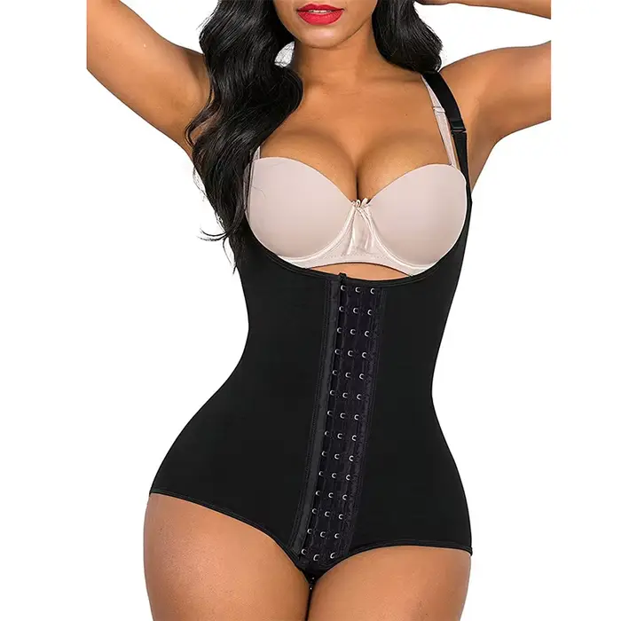 Tvarovacie body pre ženy