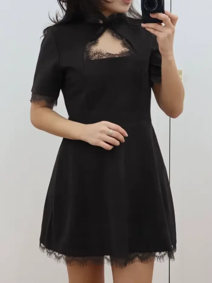 Tossy čierna čipka výstrih Mini šaty žena Patchwork krátky rukáv Sexy vysoký pás večerné