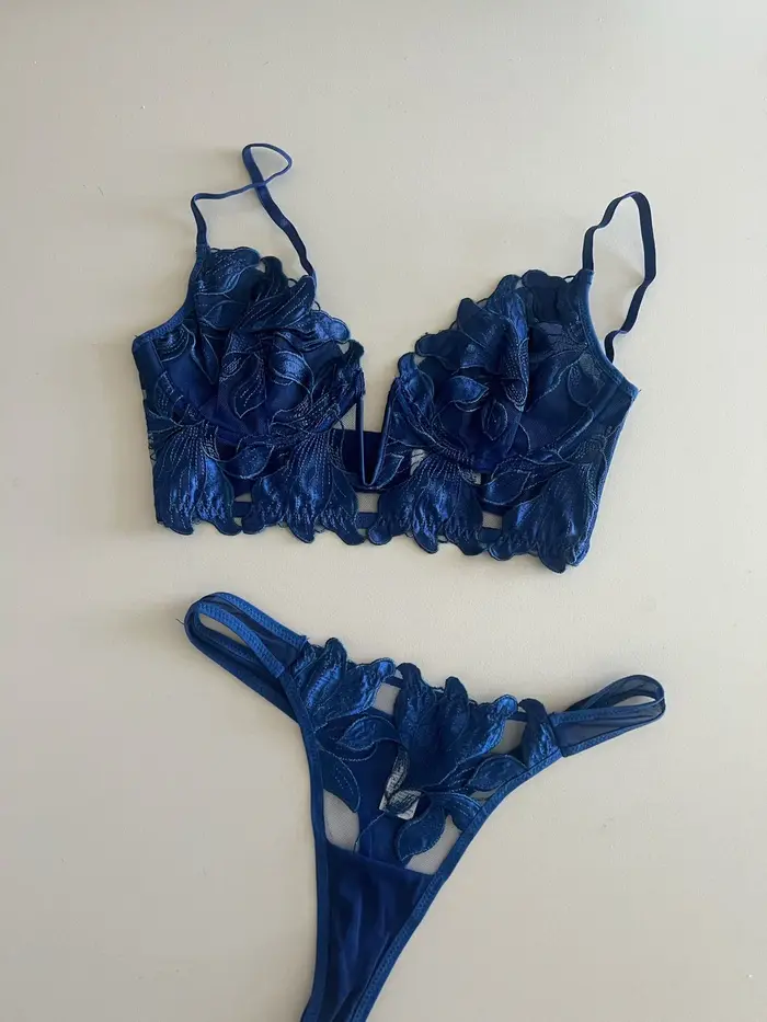Hlboká námornícka modrá v sexy spodná bielizeň výšivka sexy čipka ultra-tenké podprsenky nohavičky oblek oceľový prsteň vysoká podpora spodná bielizeň set