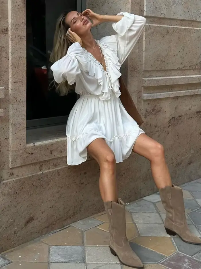 Bornladies Sexy biele voľné šaty pre dámy s výstrihom do V a dlhými rukávmi Mini
