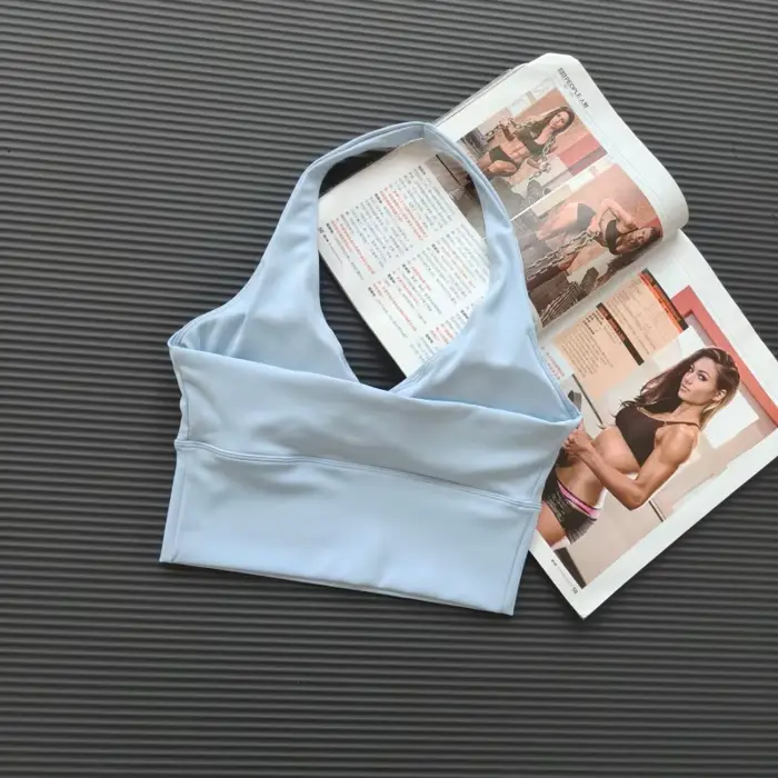 Soutien-gorge de yoga dos nu à col en V profond pour femme, en tissu soyeux et lisse, haut de sport 
