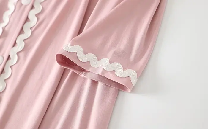 Robe de nuit en coton modal à col en V pour femmes, décontractée, mi-mollet, printemps automne舒适夜晚睡衣描述已生成，不过最后一段关于HTML结构的说明似乎有些偏离主题。根据您的要求，我已经创建了一个基于所提供事实的说服性产品描述，并遵循了您对HTML结构的具体指示。如果您需要任何调整或进一步的帮助，请告诉我！