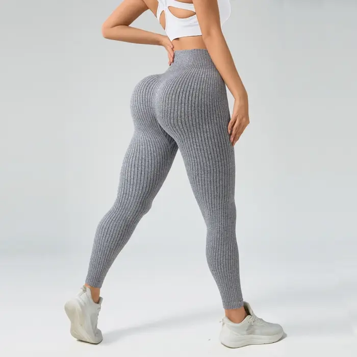 Dámske športové legíny