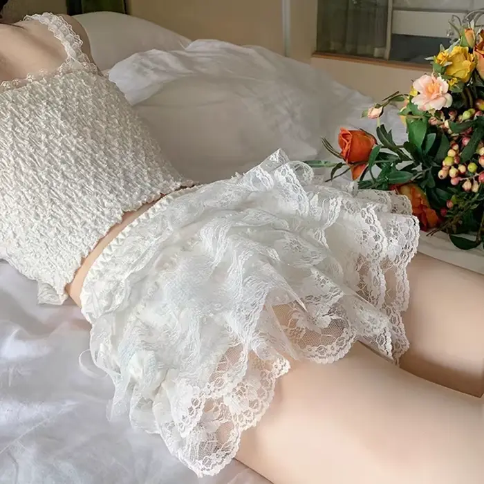Dámske bezpečnostné nohavice z čipky s motýlikom