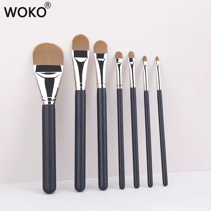 Nový ultra-jemný špicatý štetec na make-up