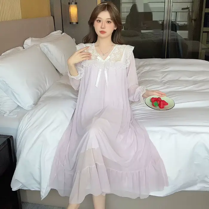 Chemise de nuit élégante en polyester avec dentelle pour femmes nuits d'été et sorties nocturnes