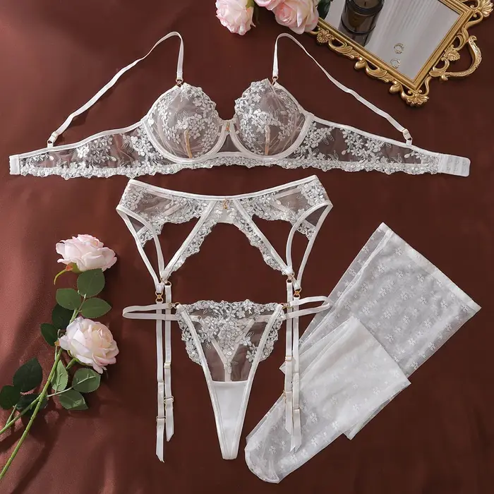 Sexy čipka spodná bielizeň set s podväzkovým pásom kvetinové vyšívané podprsenky odvážne erotické oblečenie pre ženy intímne romantické príležitosti