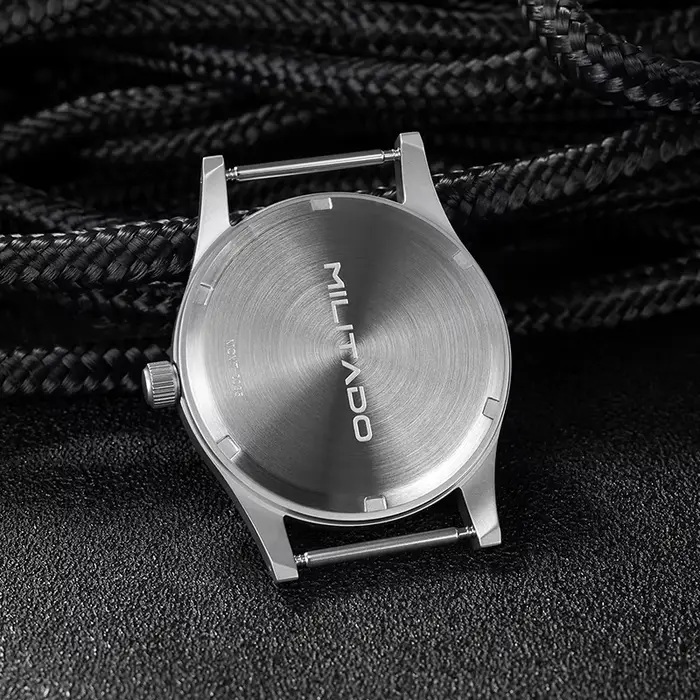 Militado ML05 38mm quartzové hodinky s pohybom mis5 2035/Ronda 515