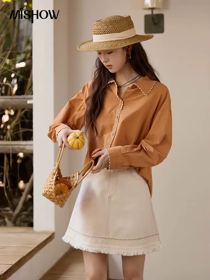MISHOW femmes 100% coton chemise 2025 automne coréen revers col en v simple boutonnage hauts dentell