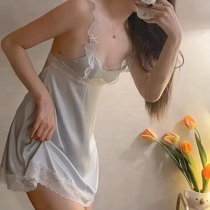 Hodvábna saténová nočná košeľa pre ženy sexy a elegantný štýl pre odpočinok a špeciálne príležitosti