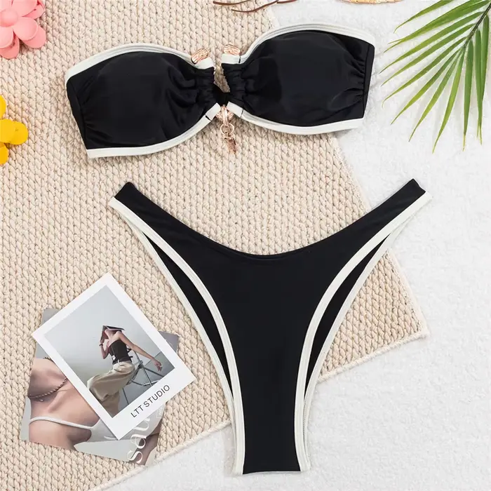 Biela čelenka Bikiny Sady Žena Sexy Plavky Kontrast Farba Kovová Spona Plavky Rezané Vysoké Brazílske Plavky Bikini Mujer