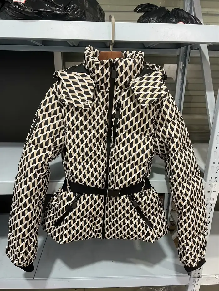 Ensemble de deux pièces en polyester pour femmes, style safari, pantalons cargo et parka robuste pour accueils et sorties automnales