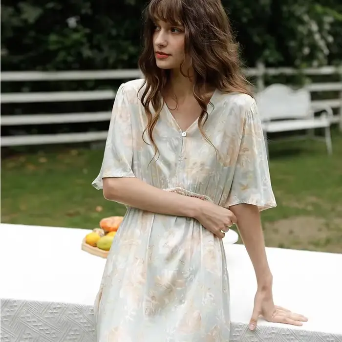 Dlhá viskózová nočná košeľa pre ženy, gradient letnej nočnej košele, V-neck nočná košeľa s hnedým stehom, krátky rukáv nočná košeľa