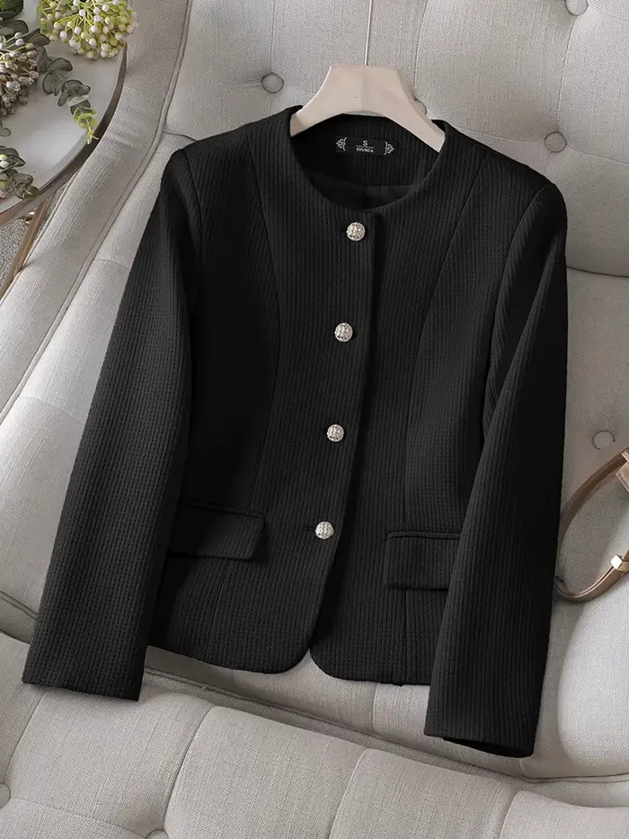 Dámske štíhle sako s rukávmi a okrúhlym výstrihom