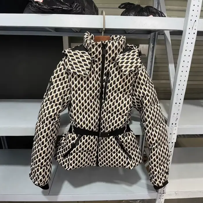 Ensemble de deux pièces en polyester pour femmes, style safari, pantalons cargo et parka robuste pour accueils et sorties automnales