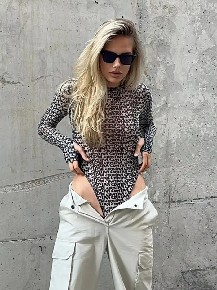 Body sexy à manches longues pour femmes, lingerie féminine, bustier cintré, vêtement Y2k, streetwear printemps été, col rond, ajustement régulier, polyester élasthanne