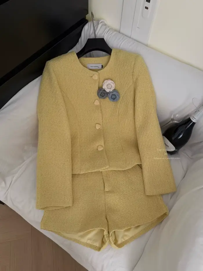 Haut de gamme élégant femme Tweed veste manteau + taille haute Shorts ensemble femmes français mince