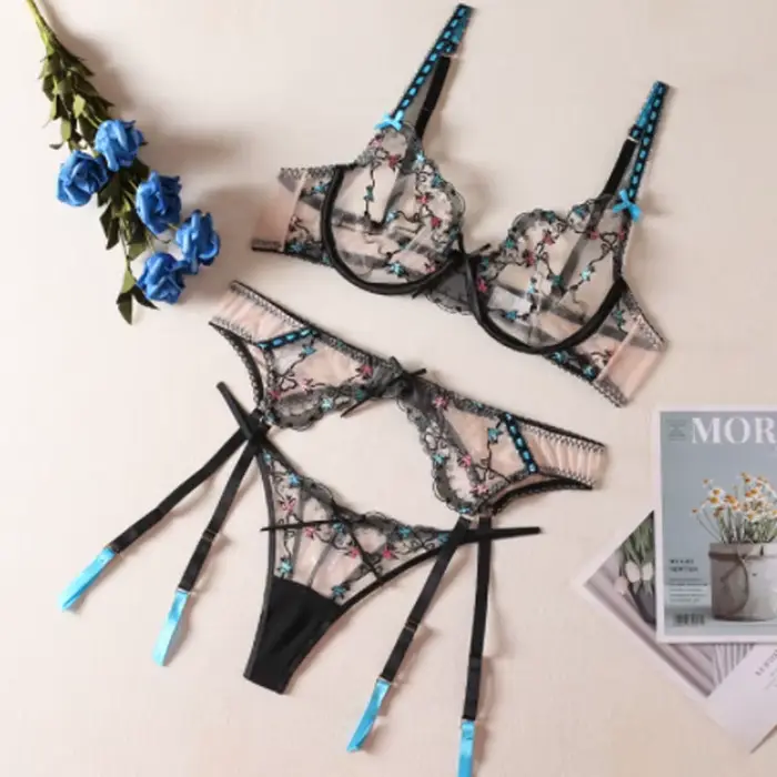 Dámske romantické kvetinové čipky Set Polyester spodná bielizeň Set, elegantné a sexy pre špeciálne príležitosti
