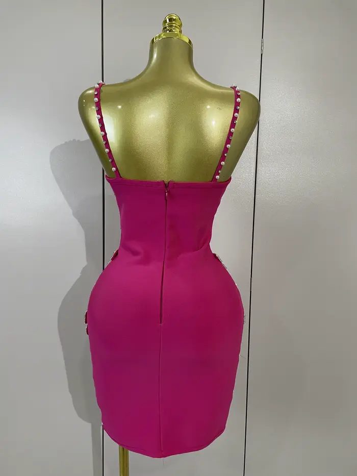 Elegantné a luxusné pletené minišaty pre ženy s mašľami