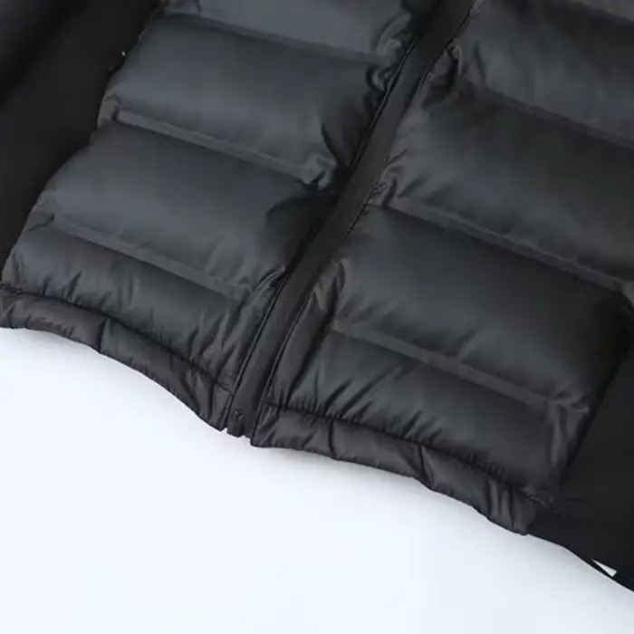 Ľahká prešívaná bunda s kapucňou z bavlny pre ženy