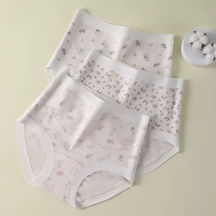 Pohodlné a sexi nohavičky s vysokým pásom pre ženy