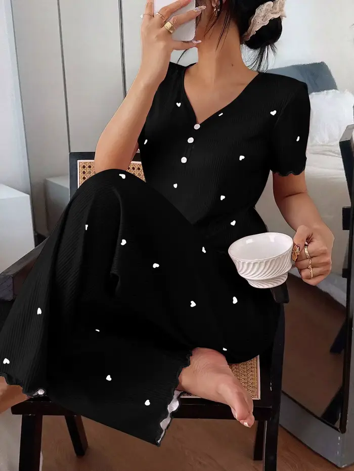 Štýlové dámske pyžamo letné základy s V-neck nohavice dĺžka členku pletené polyester elastan