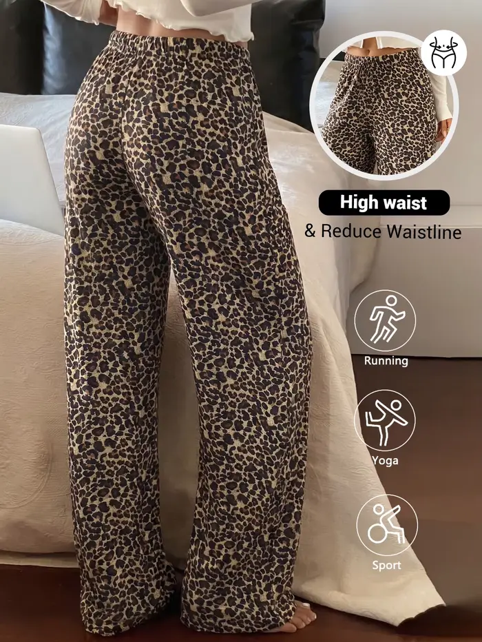 Dámske pyžamové nohavice s leopardím vzorom