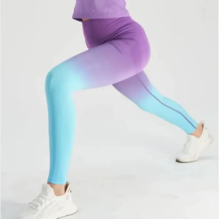 Dámske fitness nohavice so zdvihom zadku