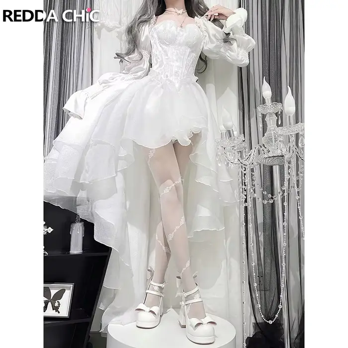 REDDACHiC Robe de soirée princesse pour femmes, broderie florale blanche, manches bouffantes, dos nu