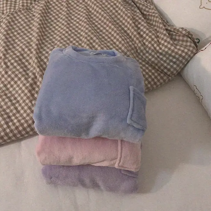 Silné a teplé fleece pyžamo set pre ženy, ležérne zimné nočné oblečenie, obyčajný top a kockované nohavice, mäkké pyžamo set pre ženy, vnútorné oblečenie