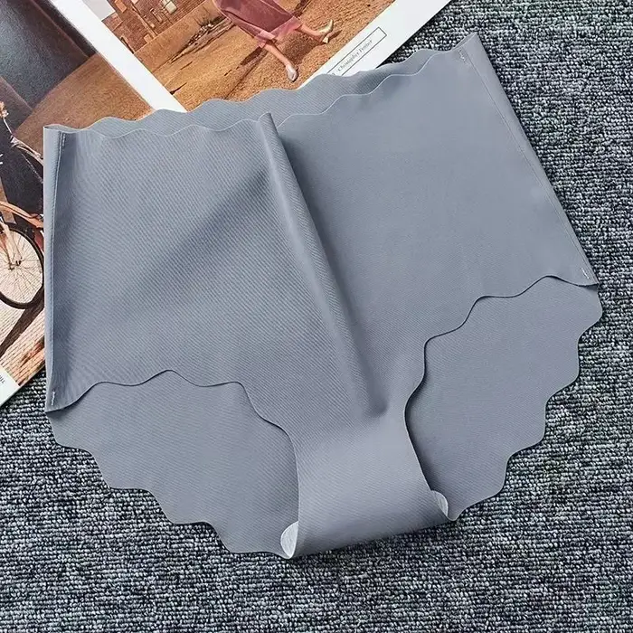 Bezšvové neviditeľné nohavičky pre ženy