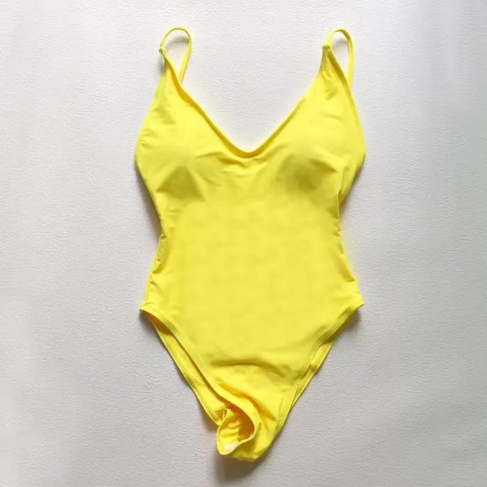 Sexy vypchávkové jednodielne plavky pre ženy 2025 nové Bikiny