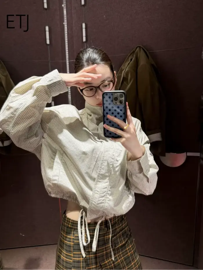 Veste Courte à Carreaux pour Femme ETJ, Col Montant, Manches Bouffantes, Coupe Oversize avec Ourlet 