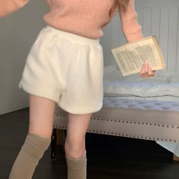 Mäkké šortky pre ženy, lichobežníkový strih