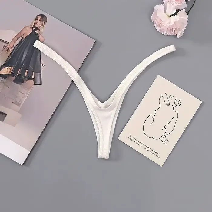 Sous-vêtements féminins en coton mince string sexy et élégants pour occasions spéciales et cadeaux romantiques