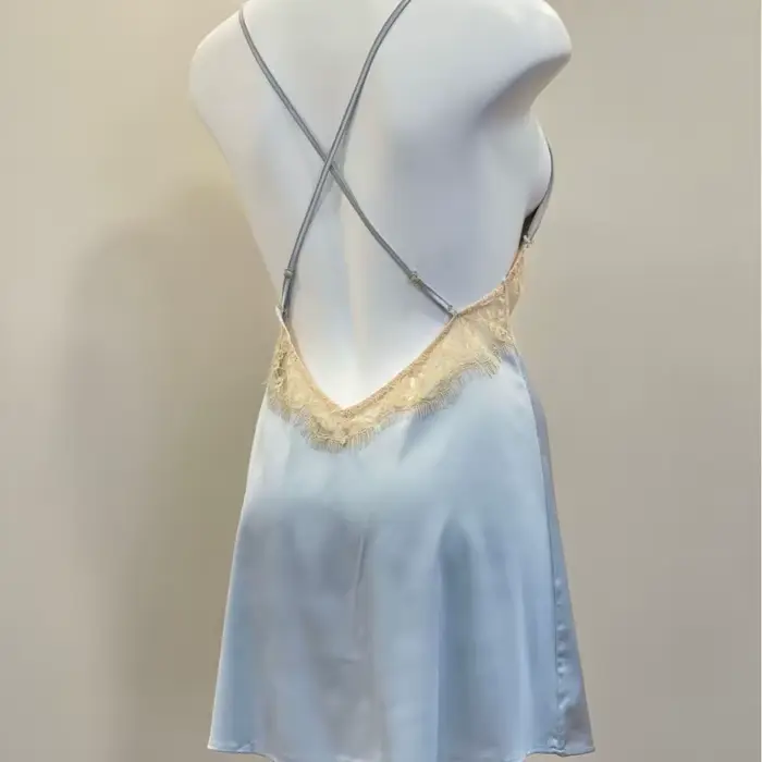 Fancy hodvábna nočná košeľa simulovaná so sexy čipkou pre ženy zimné noci a špeciálne večery