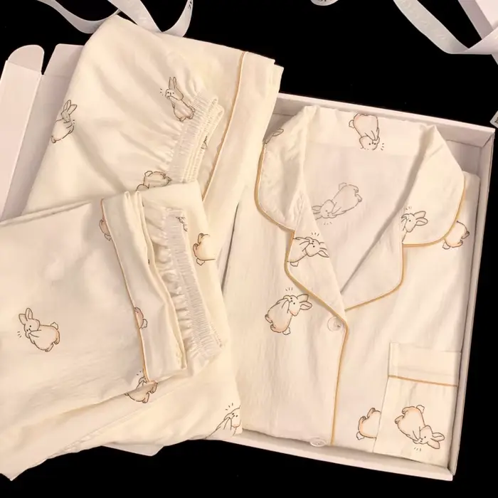 Pyjamas trois pièces pour femmes avec motif animal de compagnie décontracté et léger pour les nuits d'été et les soirées détentes à la maison