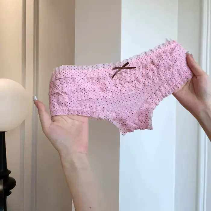 Mäkké nohavičky pre ženy, vrstvený tortový vzor, čipka, hrášok, kvety, priedušná sieťovina, pohodlné, nízky pás