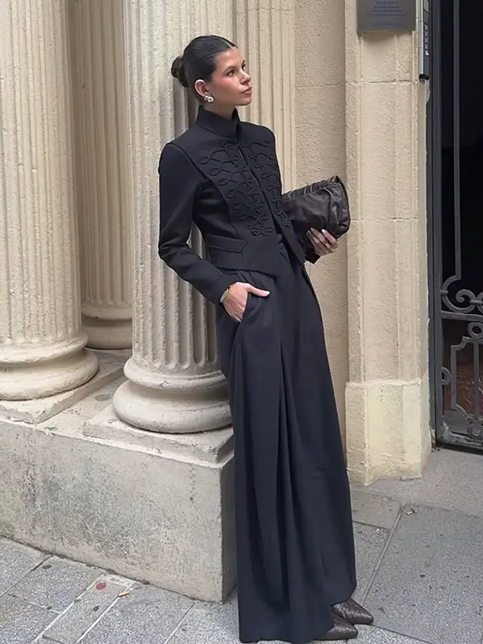 Elegantný krátky napoleonský kabát pre ženy
