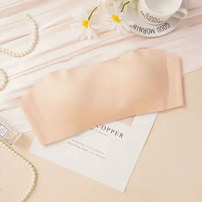 Soutien-gorge sans bretelles pour femme, invisible, antidérapant, sans couture, une pièce, avec cous