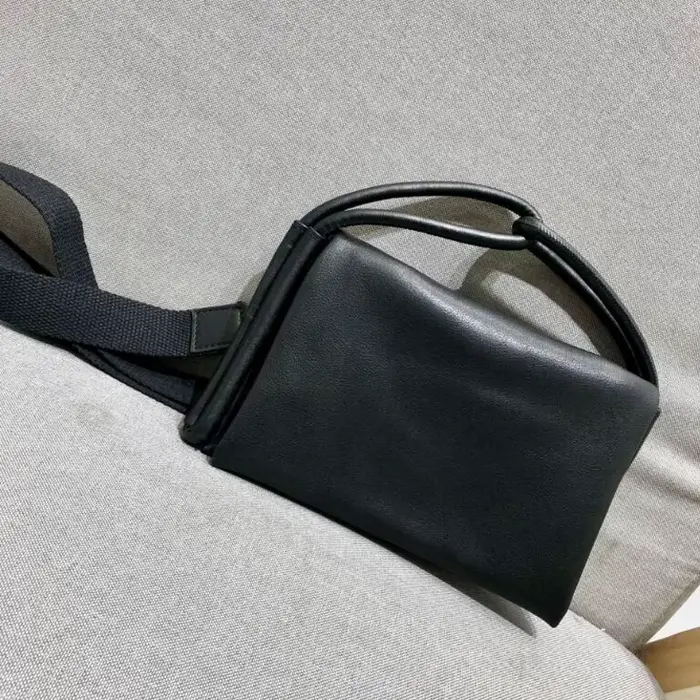 Sacoche en cuir véritable pour femmes design vintage polyvalent pour occasions quotidiennes et cérémonies
