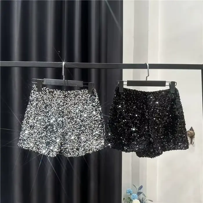 Short en Velours Noir pour Femme, Pantalon Court Polyvalent Brcorporelle à Paillettes, Nouvelle Coll