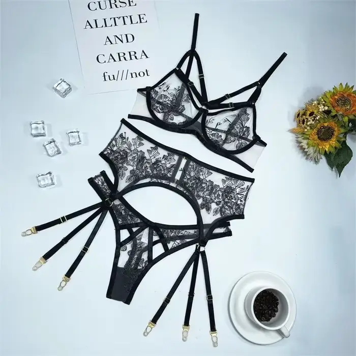 Toucheart 3 pièces Lingerie érotique pour femme broderie sensuelle ensemble bref Transparent jarrete