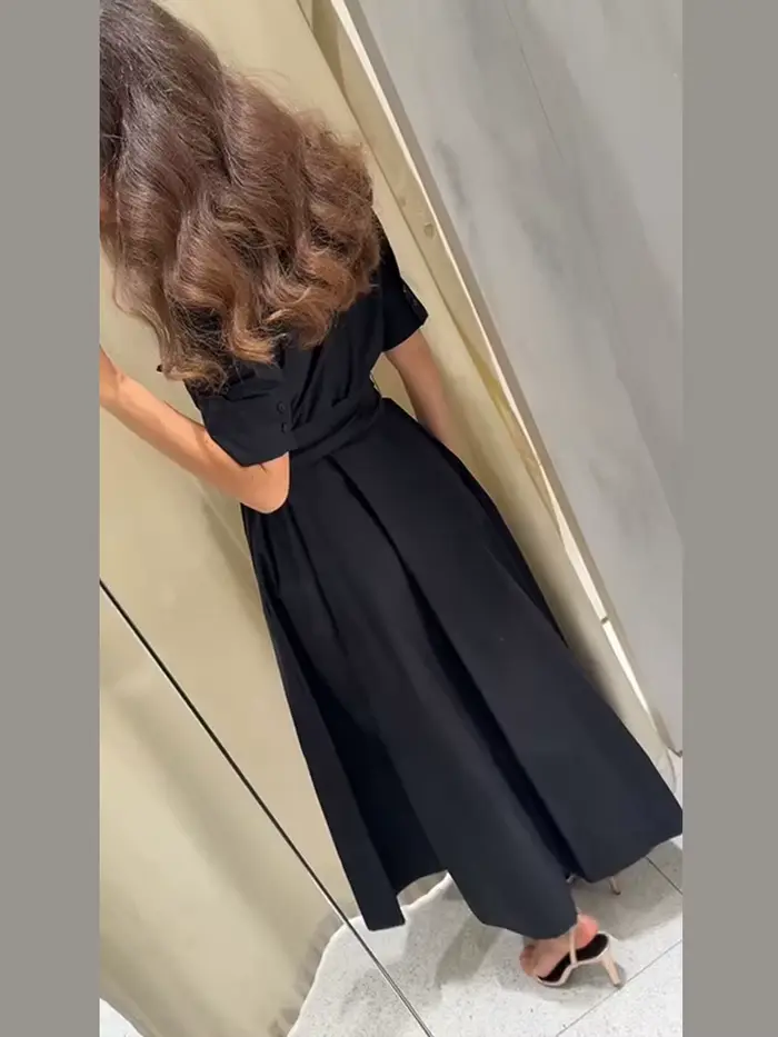 Nová elegantná čierna plisovaná dlhá šaty pre ženy s opaskom